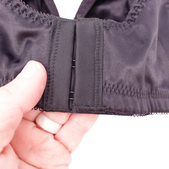 NWT Bali Double Support Wireless Bra Sz 36C Black Satin Finish Full Coverage - Picture 9 of 11